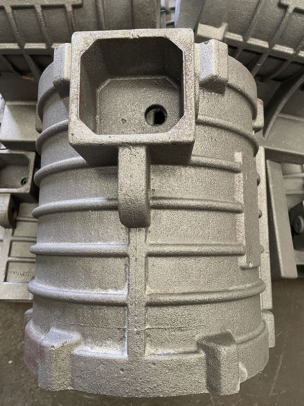 我們?cè)撊绾芜x擇電機(jī)外殼呢？